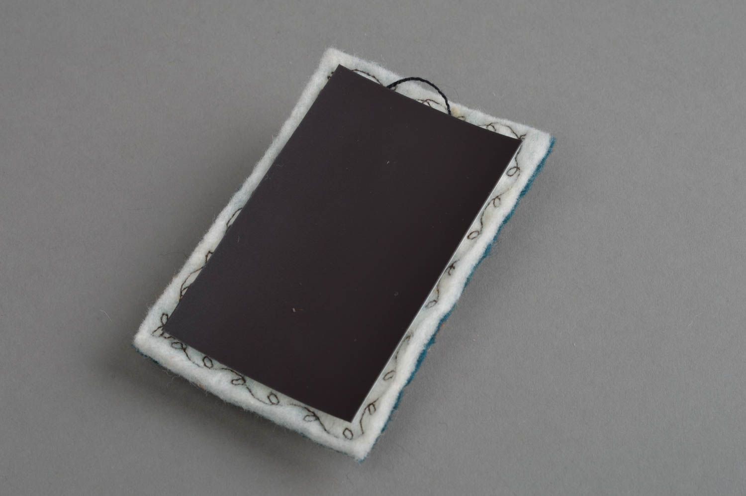 Handmade Magnet für Kühlschrank in Form vom Lamm aus Wolle in Filzen Technik foto 5