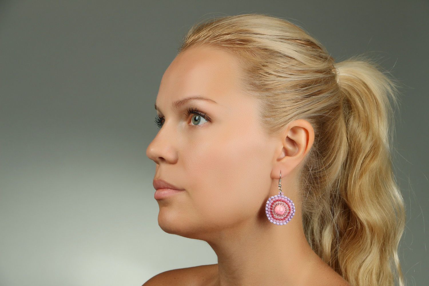 Earrings with beads and corals photo 5