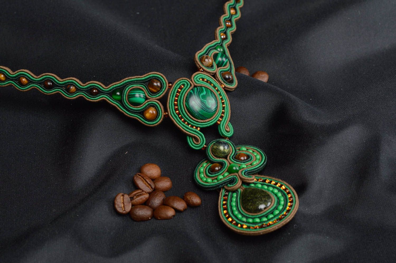 Handmade elegant necklace green unusual accessory stylish beautiful jewelry photo 1