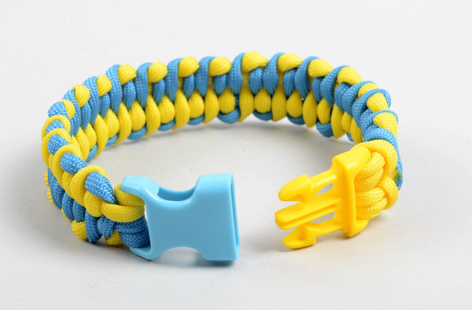 Bracelet paracorde Bijou fait main bleu jaune Accessoire homme femme cadeau photo 3