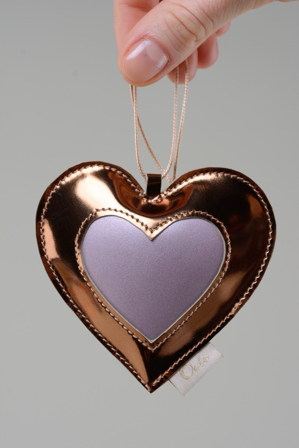 Handmade two-colored leather heart-shaped charm for women's handbags  photo 2