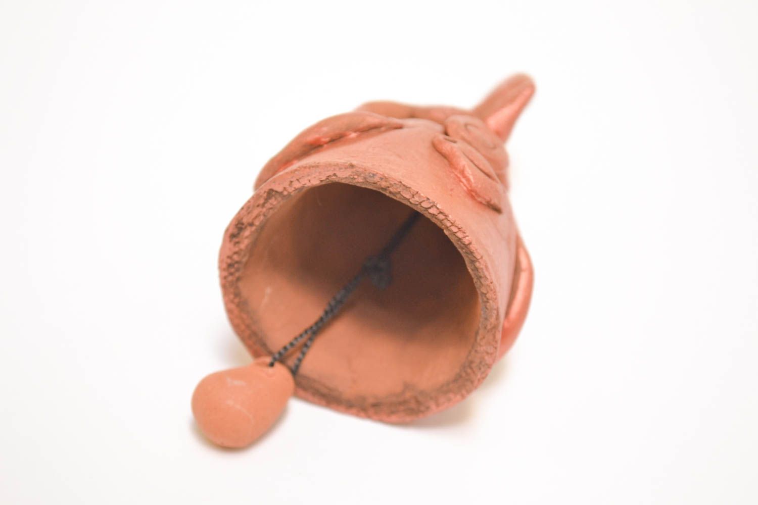 Керамический колокольчик ручной работы глиняный сувенир колокольчик из глины  фото 2