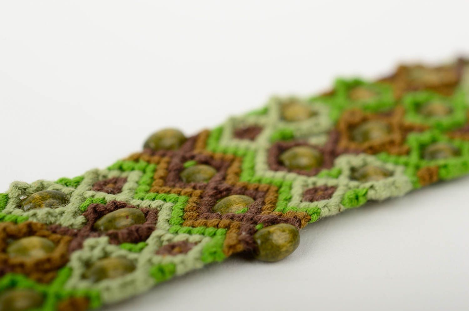 Модный браслет ручной работы браслет макраме зеленый красивый аксессуар макраме фото 4