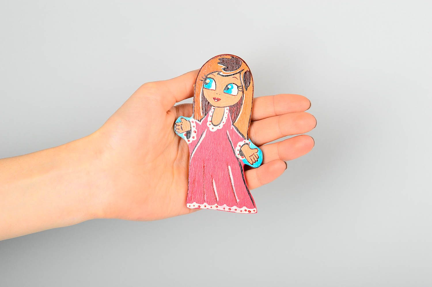 Магнит ручной работы декор для дома необычный подарок магнит девочка в платье фото 2