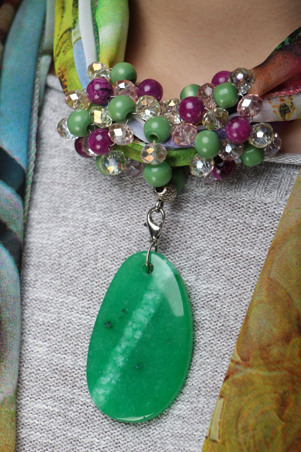 Silk scarf with agate and chrysoprase stones photo 2