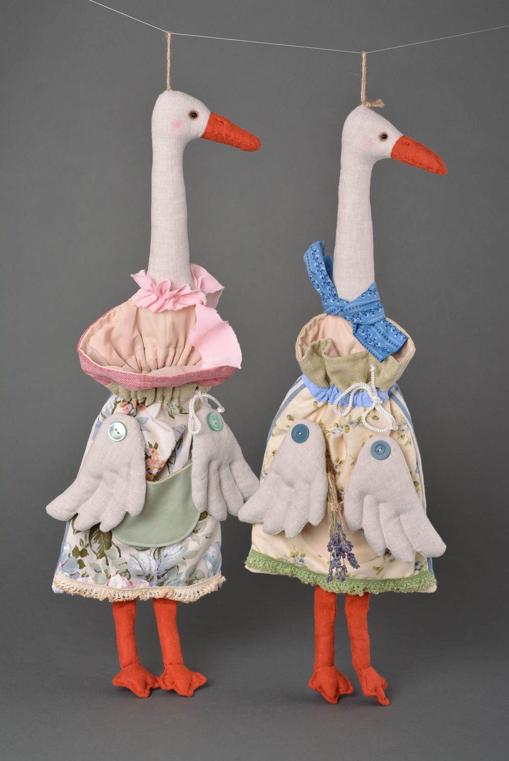 Tüten Halter handmade Aufbewahrer für Tüten originelle Puppen aus Stoff 2 Stück foto 1