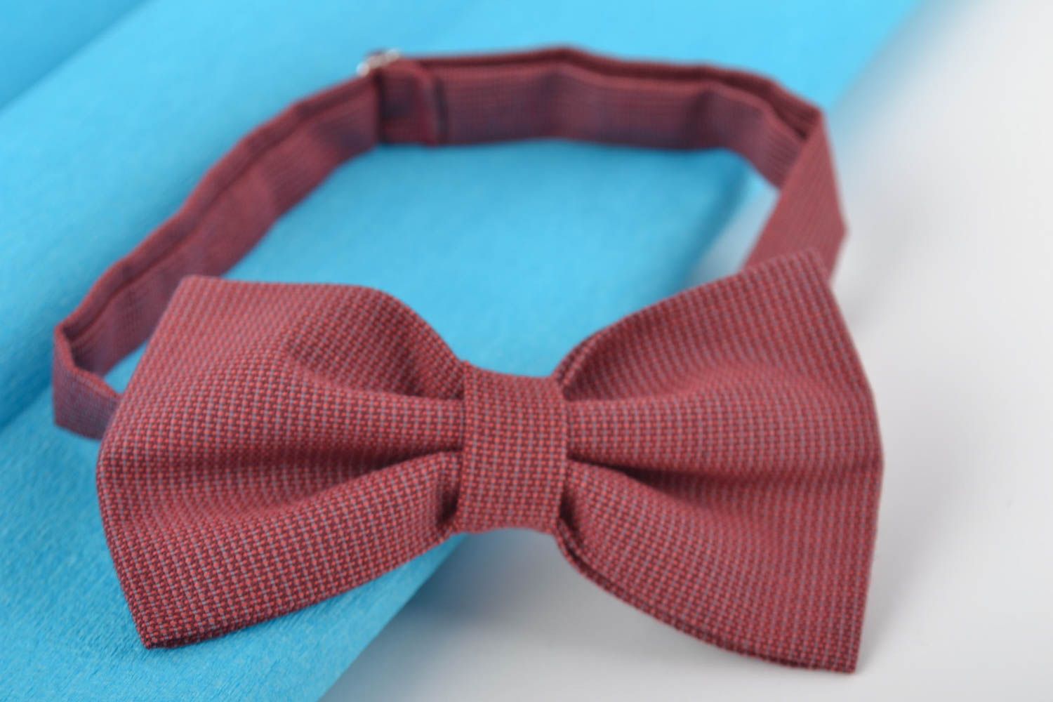 Beautiful handmade designer unisex fabric bow tie of claret color photo 1