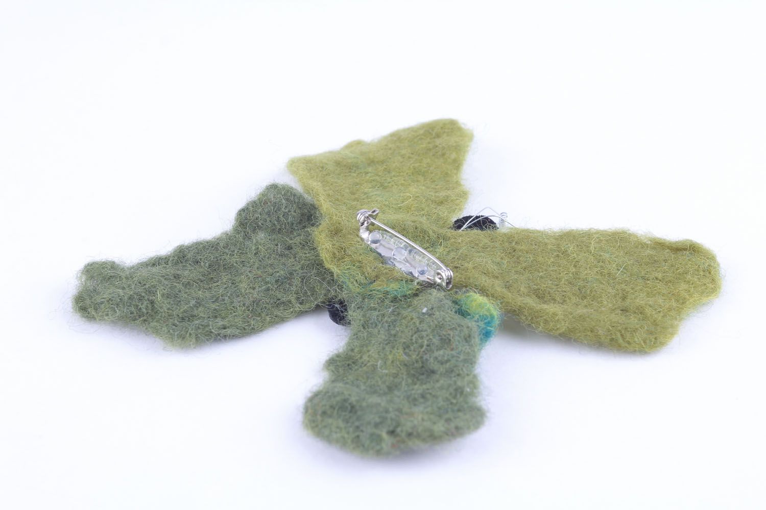 Broche en laine feutrée Papillon faite main photo 1