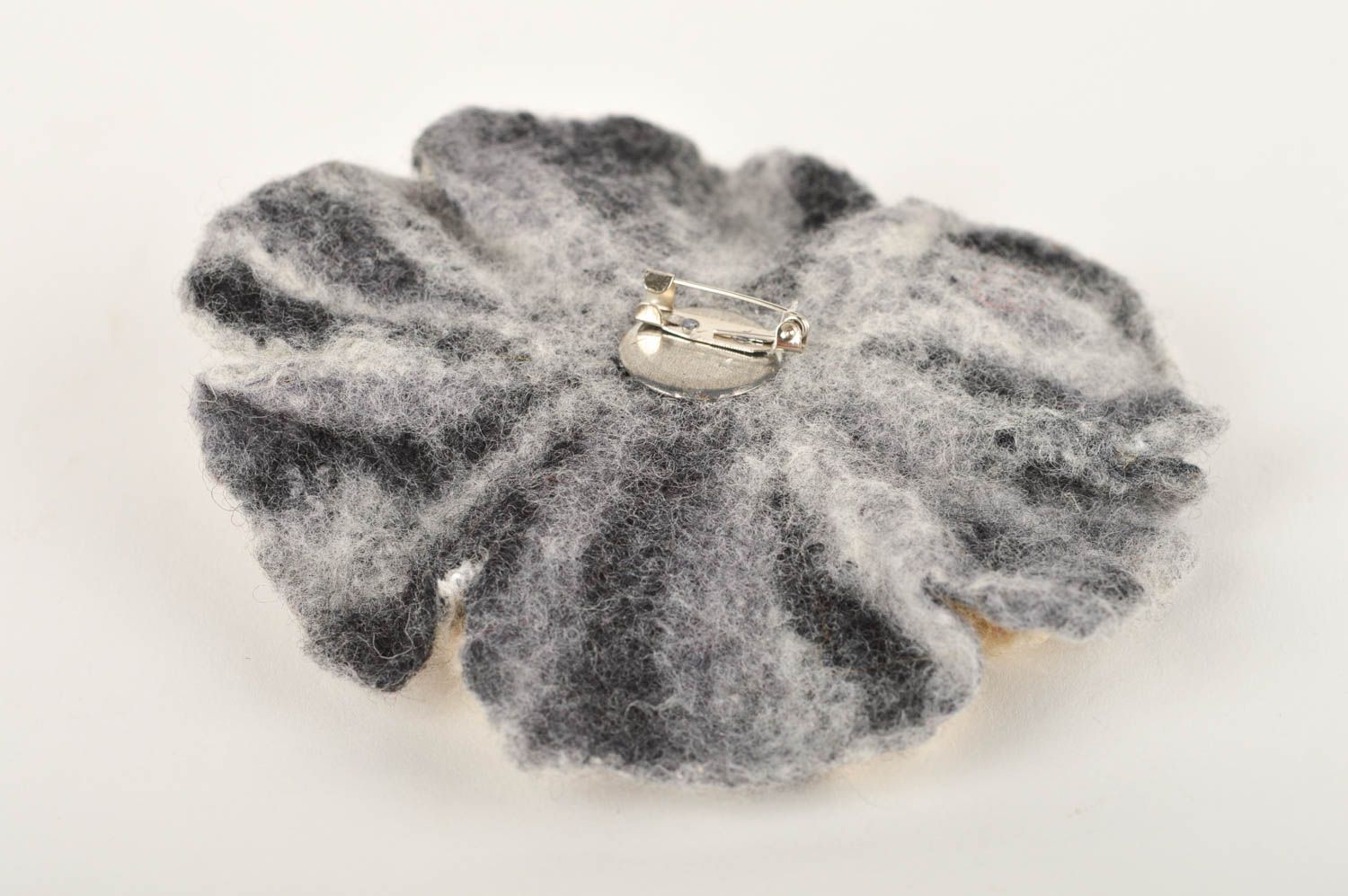 Handmade grey flower brooch big woolen jewelry elegant felted brooch gift photo 5