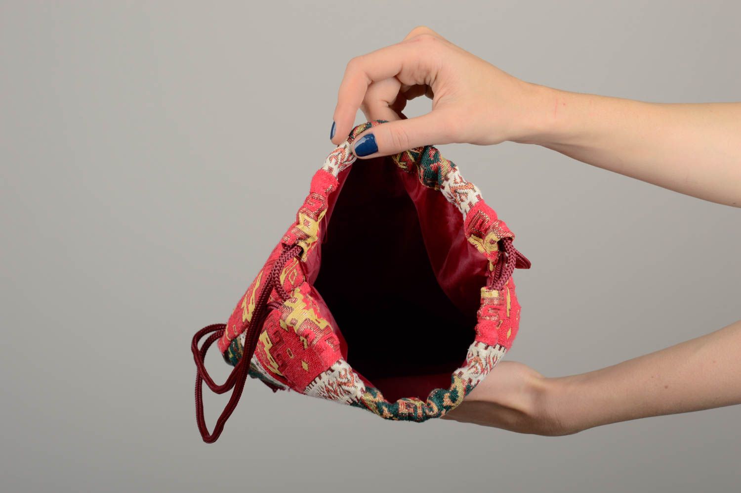 Sac-à-dos en tissu fait main Petit sac à dos Accessoire design Cadeau pour fille photo 5
