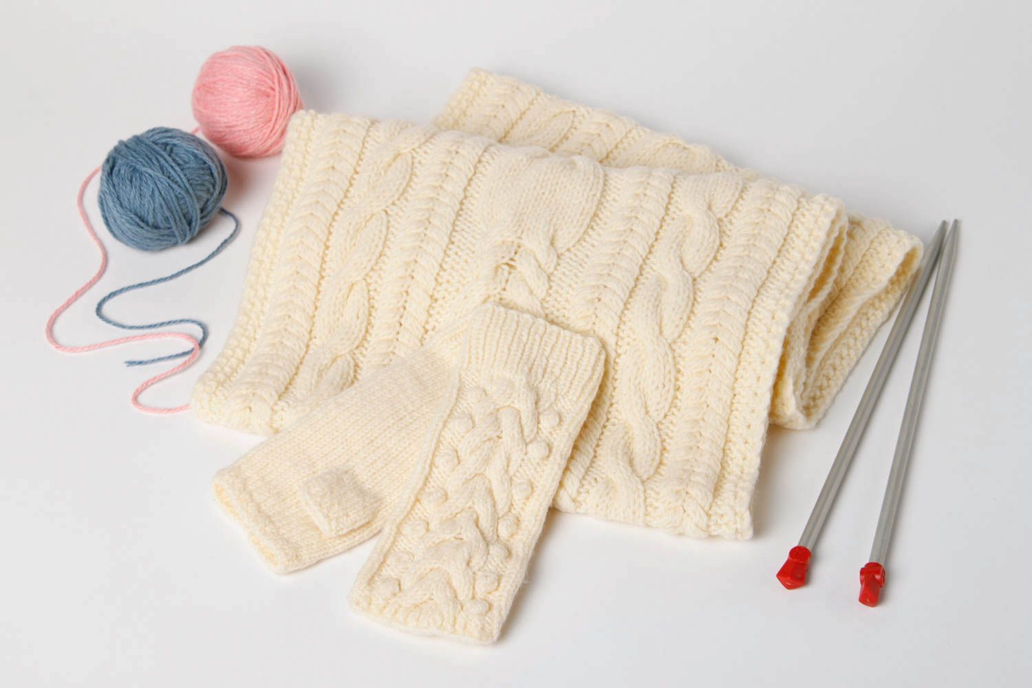 Handmade woolen mittens hand-knitted scarf for women elegant scarf winter scarf photo 1