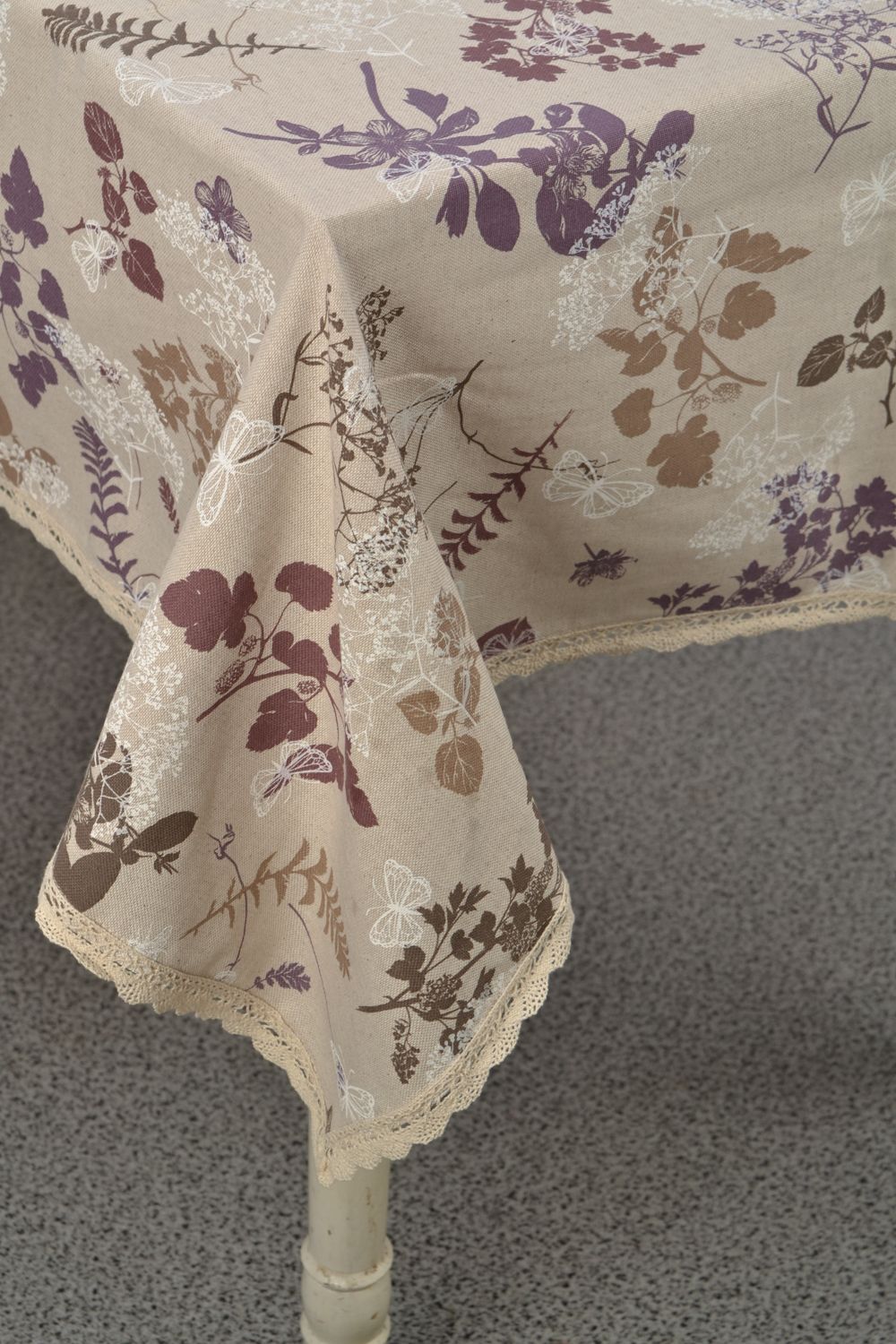 Nappe de table en tissu de coton avec imprimé faite main décorée de dentelle photo 3