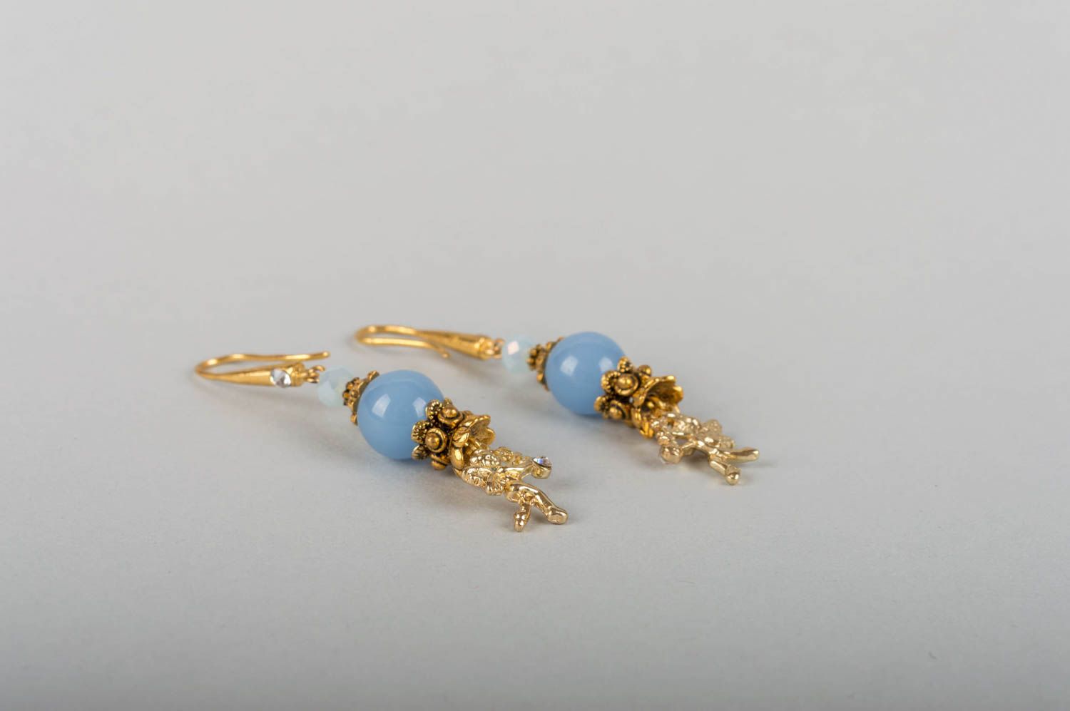 Boucles d'oreilles en pierres naturelles de néphrite bleue pendantes faites main photo 4