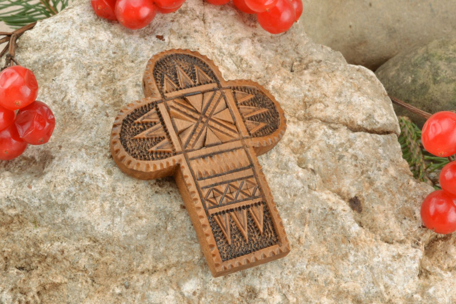 Handmade carved cross necklace photo 1