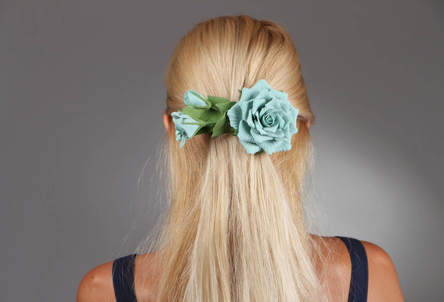 Hair barrette with flowers photo 5
