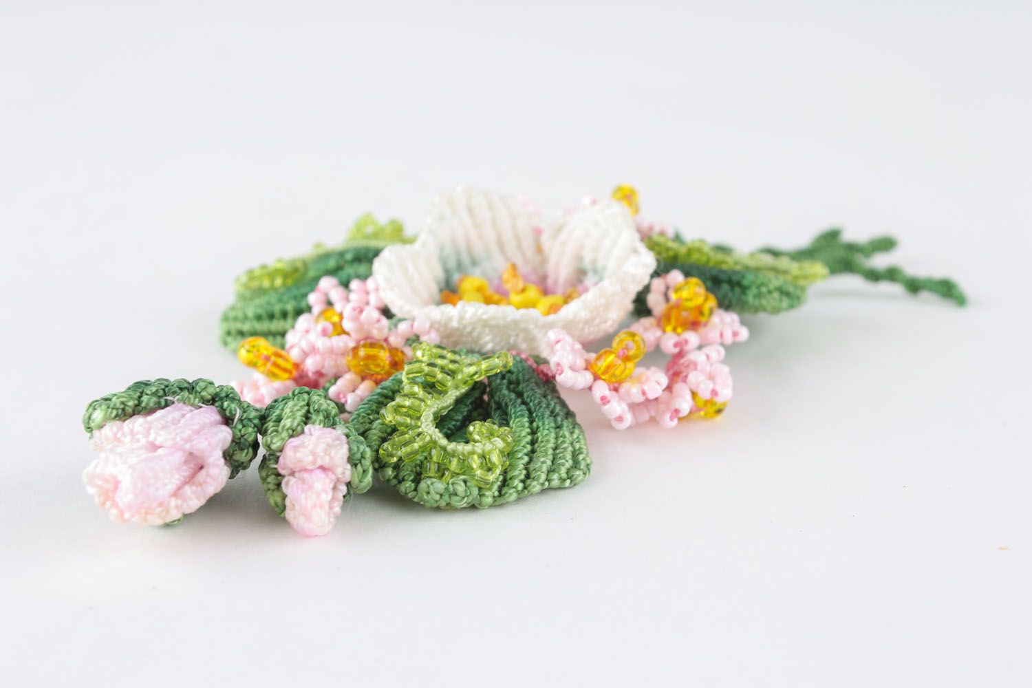 Broche écusson bouquet de fleurs pour vêtements photo 3