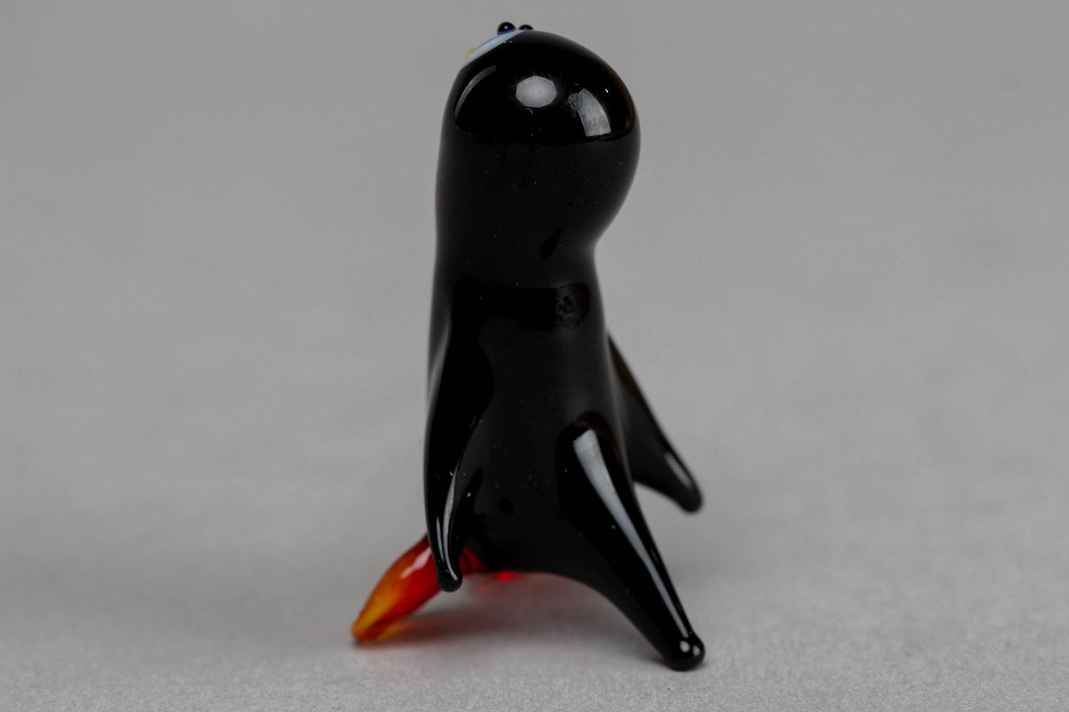 Figura de vidrio en técnica de lampwork Pingüino foto 2