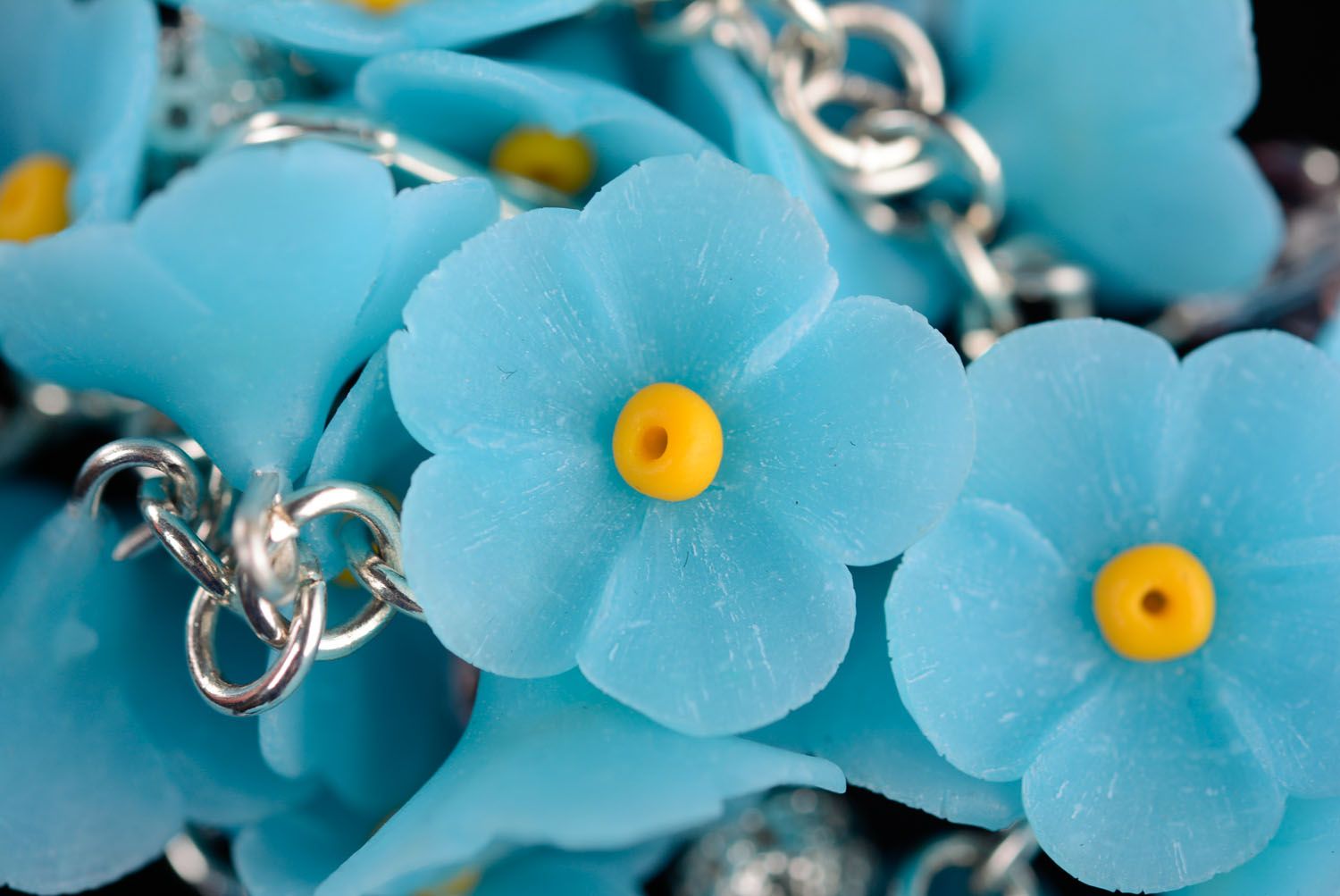 Нежно-голубой цветочный браслет  фото 3