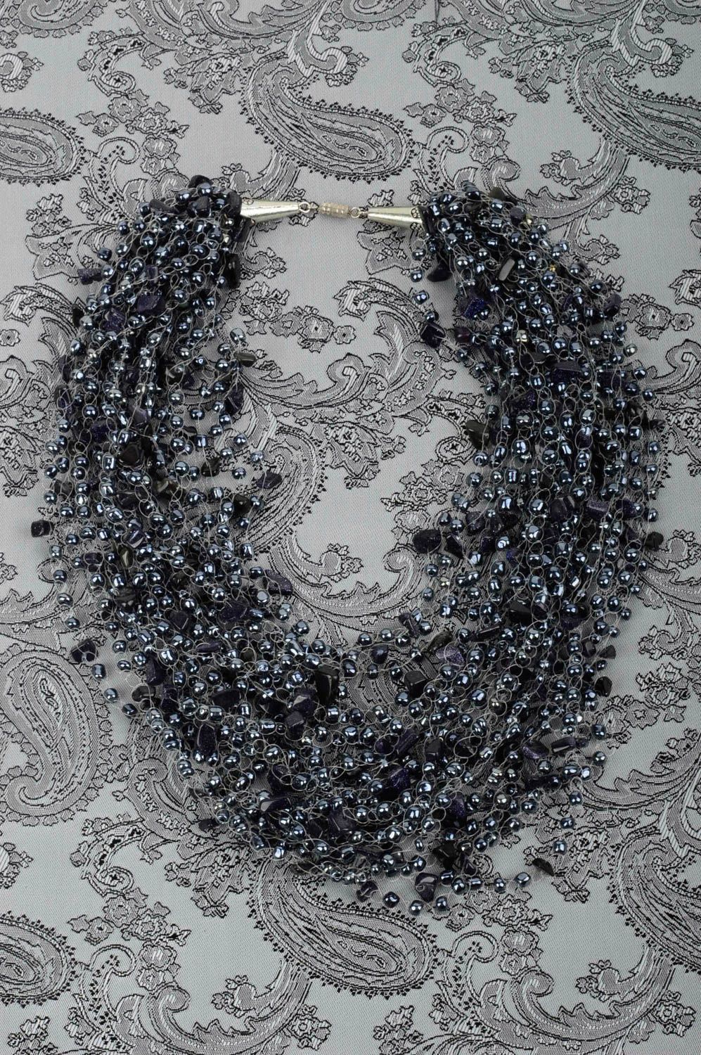 Collier perles rocaille Bijou fait main Accessoire femme volumineux noir design photo 1