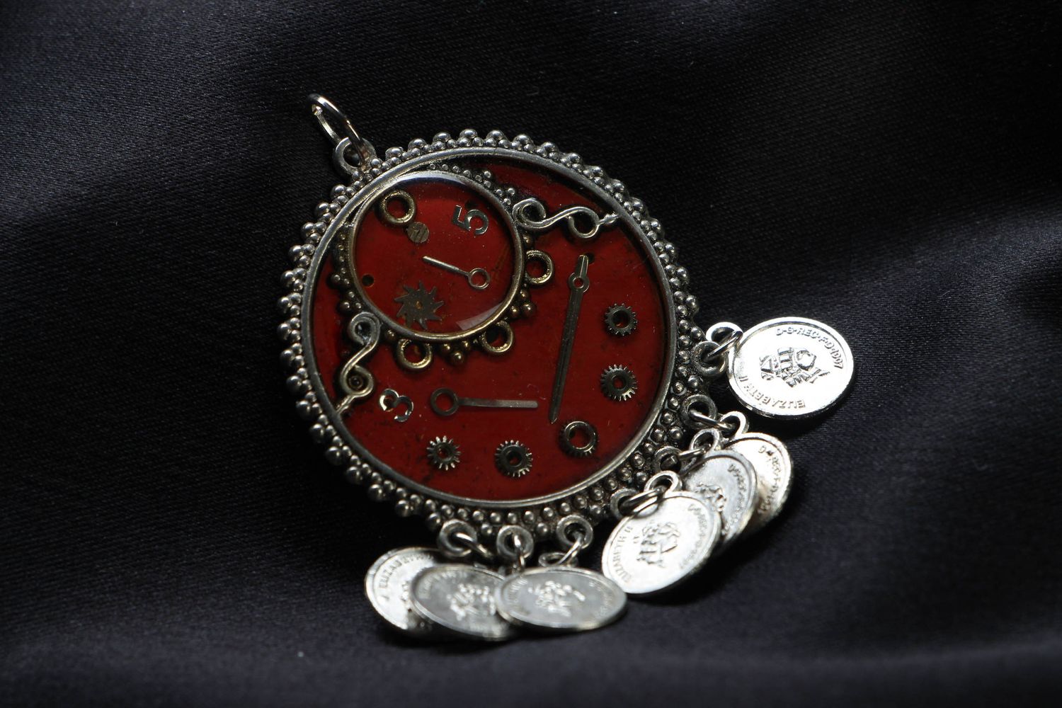 Red round steampunk pendant with charms photo 1