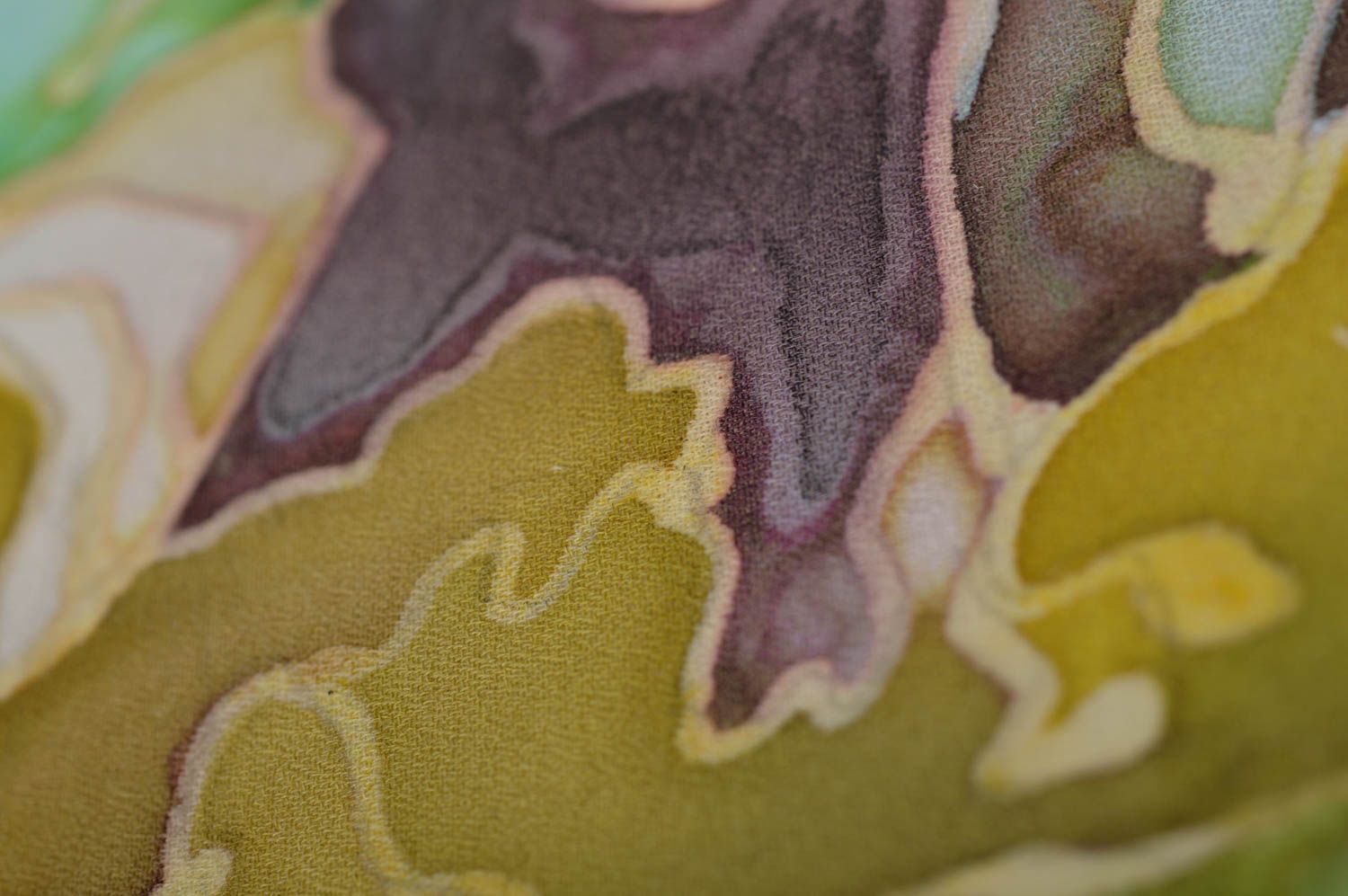 Картина на ткани в технике батик ручной работы осенний пейзаж для декора  фото 4