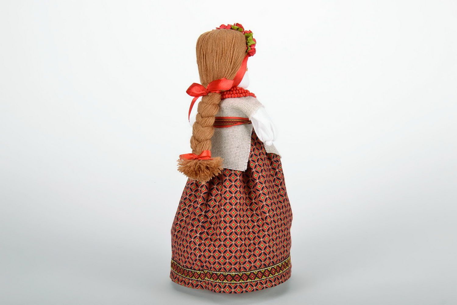 Dekorative Puppe slawische Puppe Motanka mit Haarreif foto 3