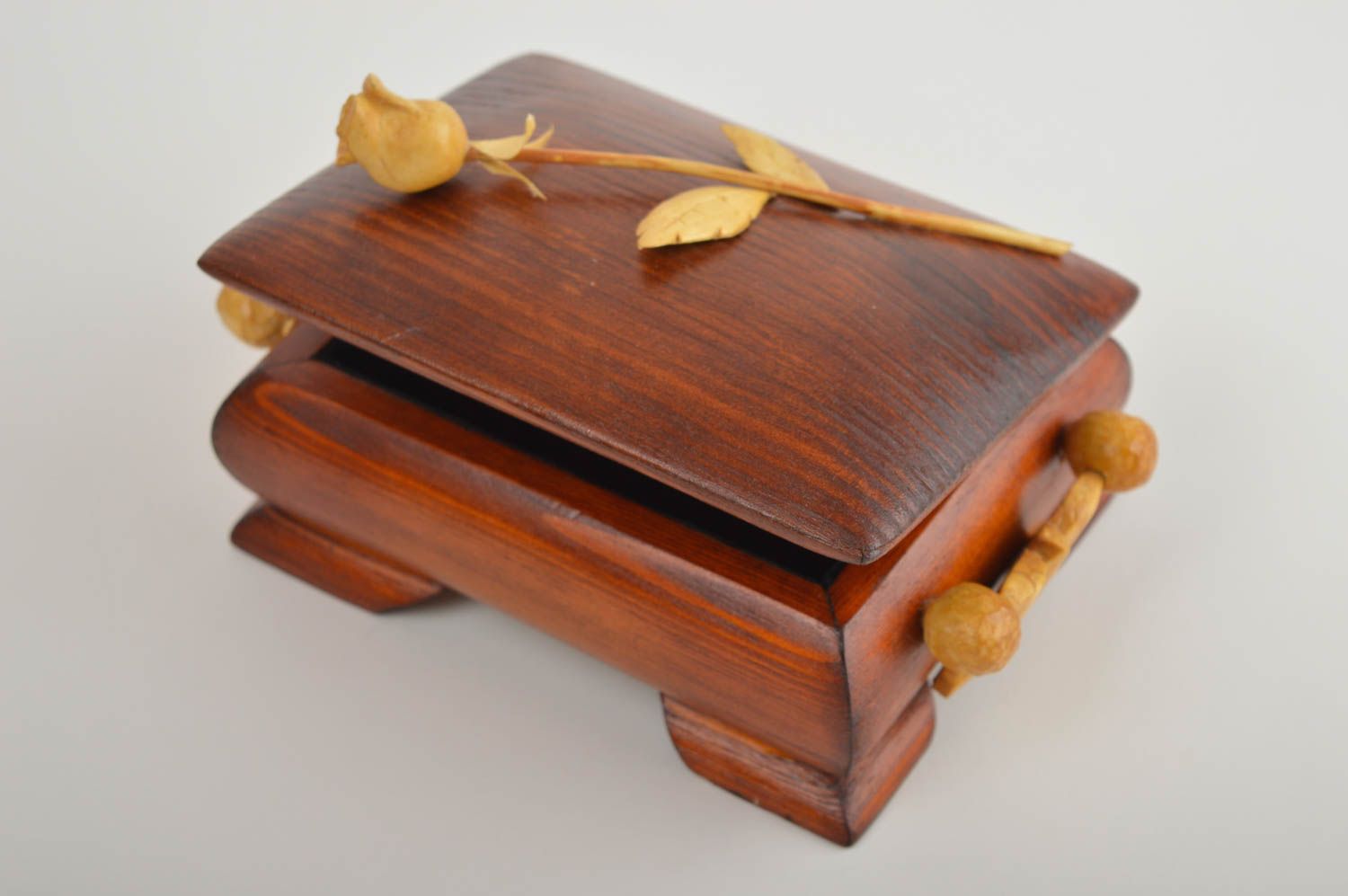 Handmade Holzkiste mit Deckel Schmuck Dose Schatulle aus Holz mit Verzierung foto 2