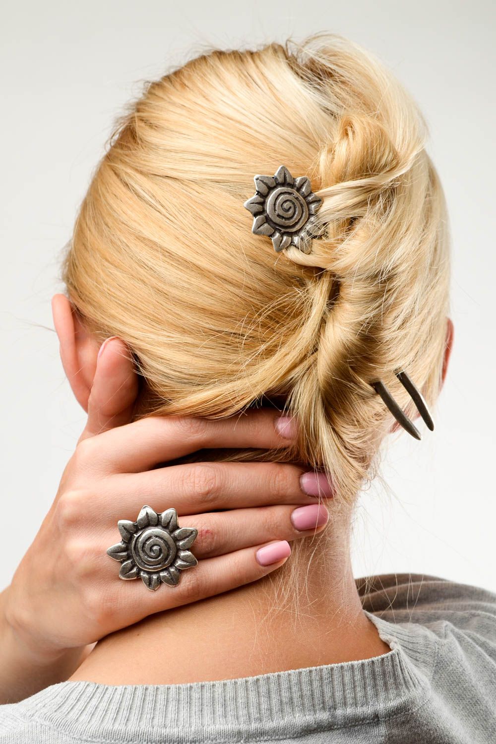 Bague design Accessoires fait main Épingle à cheveux en métal tournesols photo 2