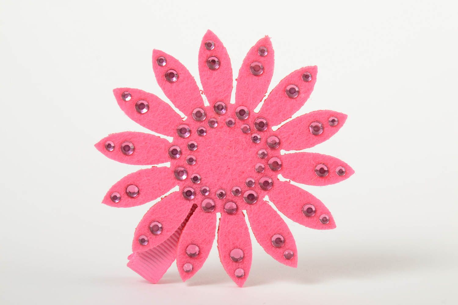 Заколка для волос в виде цветка детская розовая из флисовой ткани ручной работы  фото 4