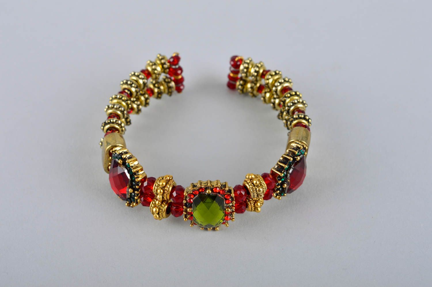 Designer stylish crystal bracelet unique handmade bijouterie accessories  photo 2