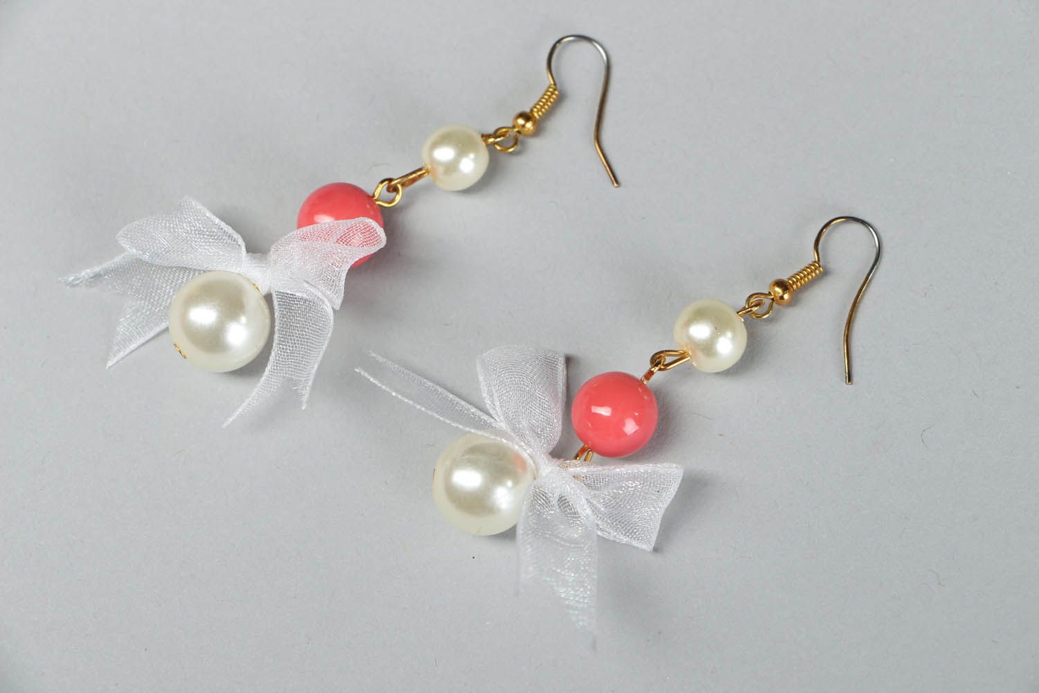 Boucles d'oreilles de perles d'imitation faites main photo 1
