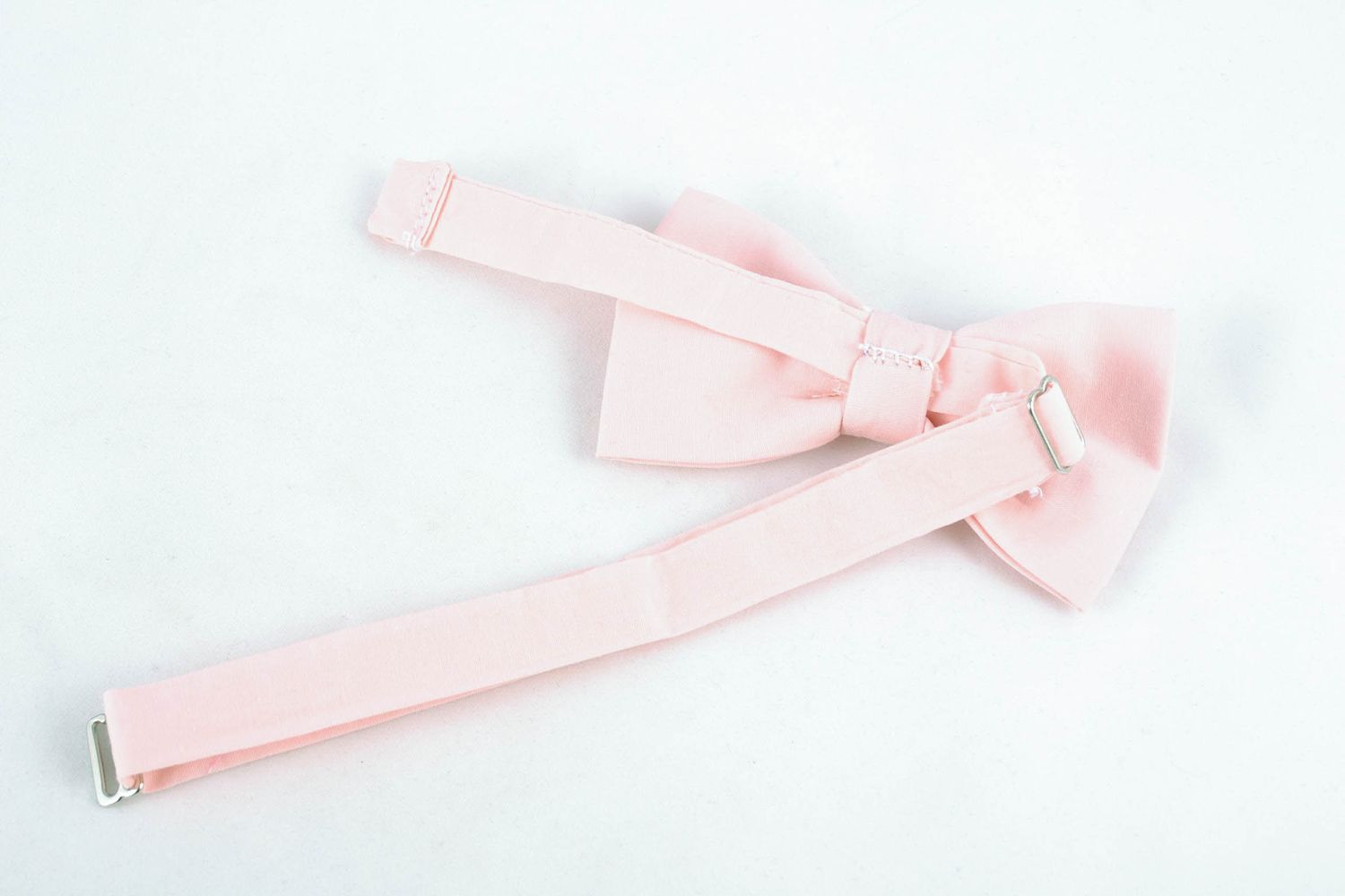 Light pink cotton bow tie photo 5