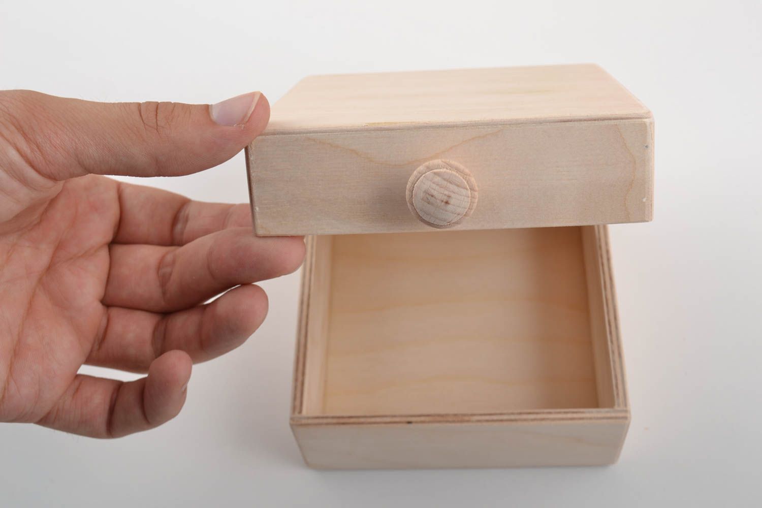 Boîte en bois brut à bijoux carrée pour peinture ou serviettage faite main photo 4