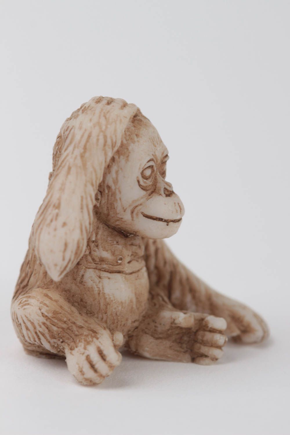 Handmade Affe Figur kleine Dekofigur Tischdeko Idee aus Polymer Harz schön foto 3