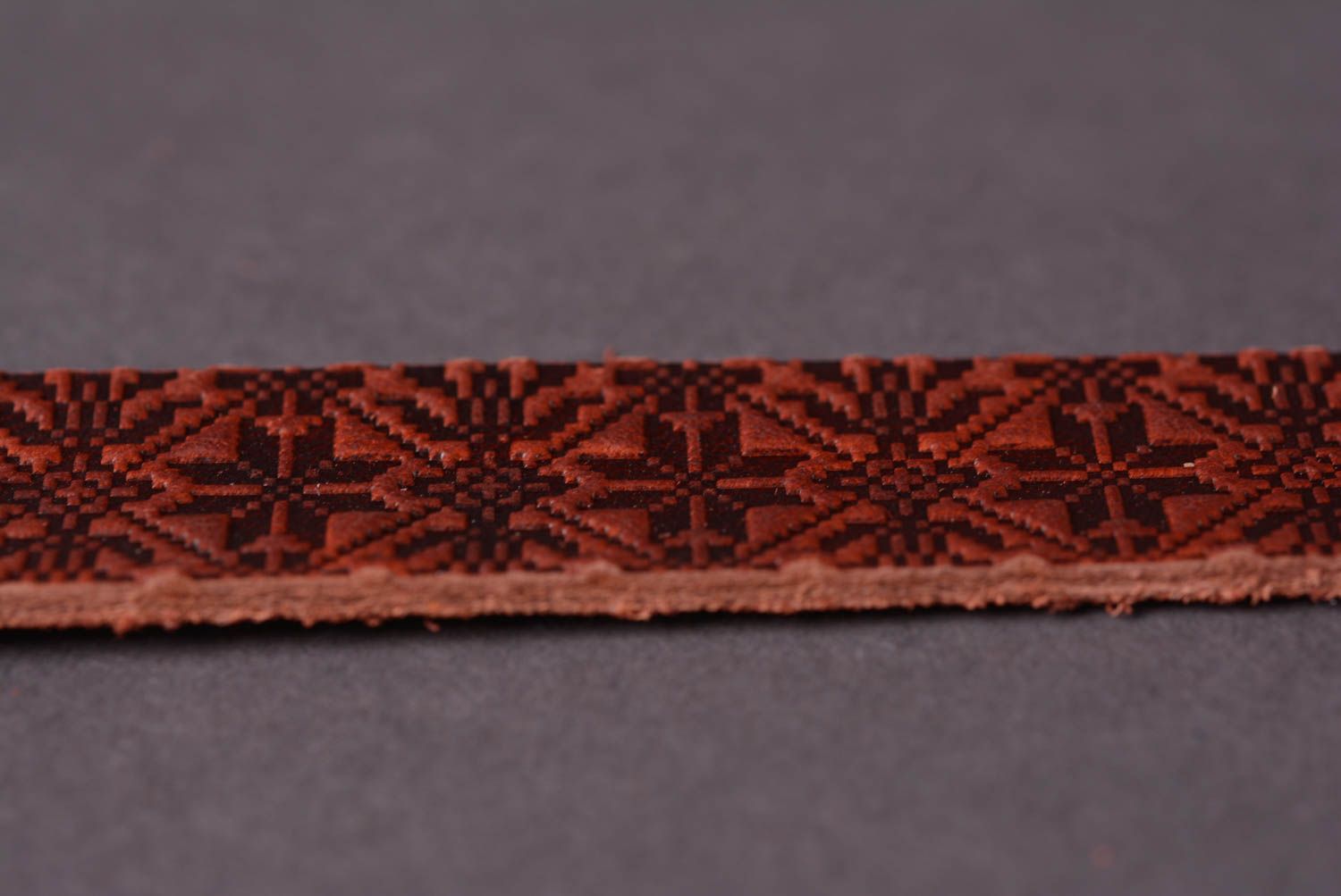 Кожаный браслет ручной работы симпатичный украшение из кожи браслет на руку фото 5