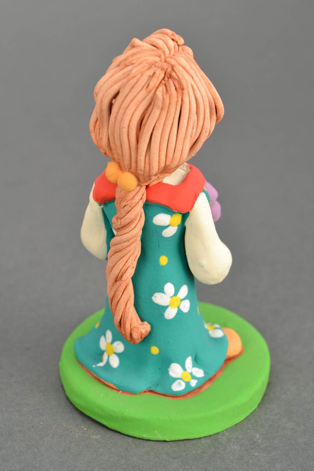 Figurine en céramique faite main Femme avec bouquet photo 5