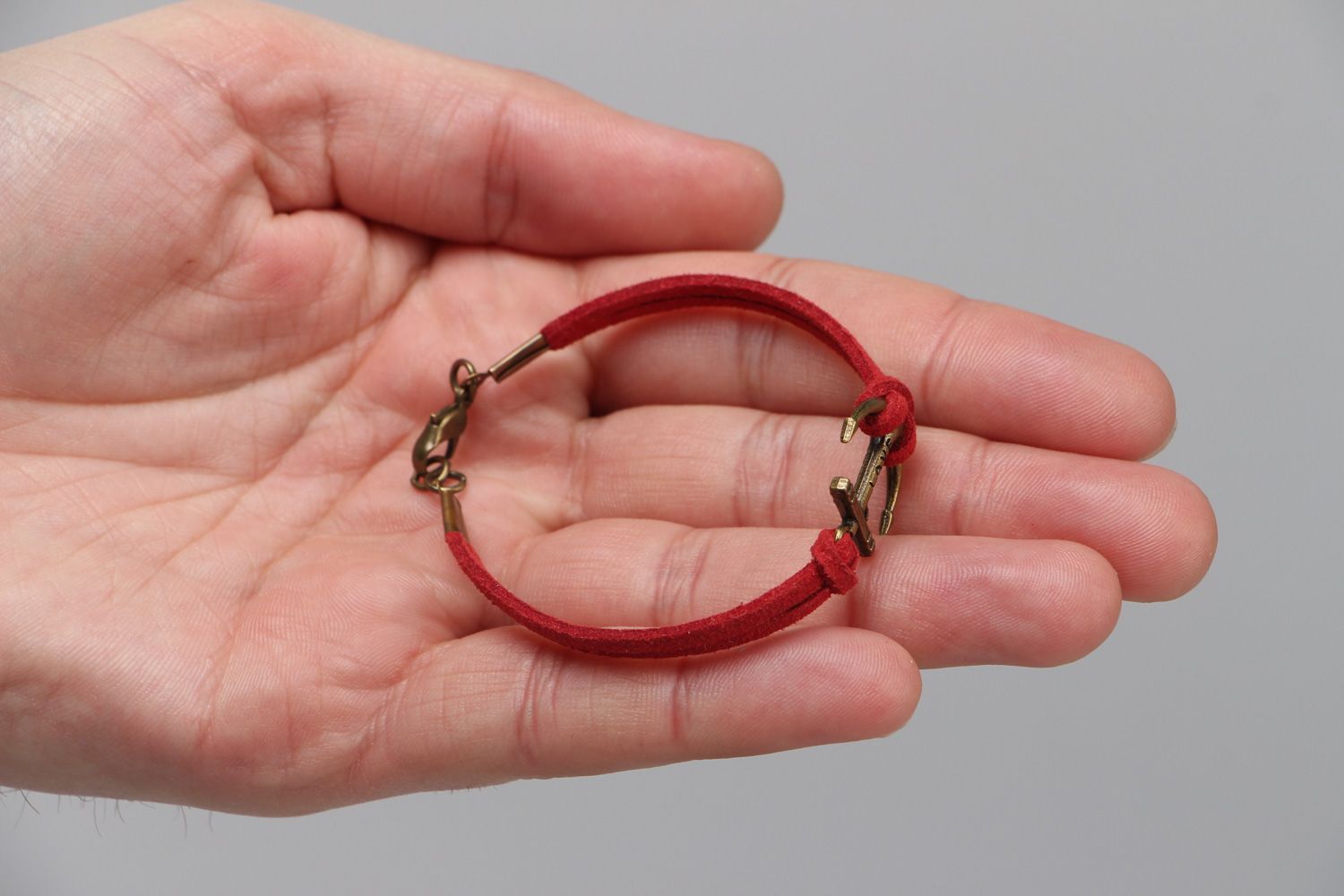 Bracelet tressé de daim artificiel rouge fait main avec ancre pour femme photo 3