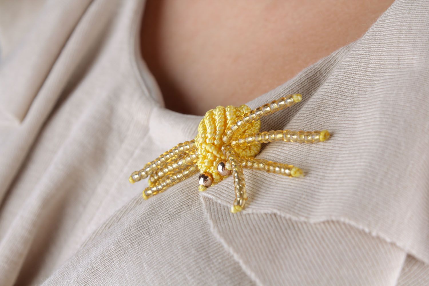 Brooch made of threads and beads Spider photo 1