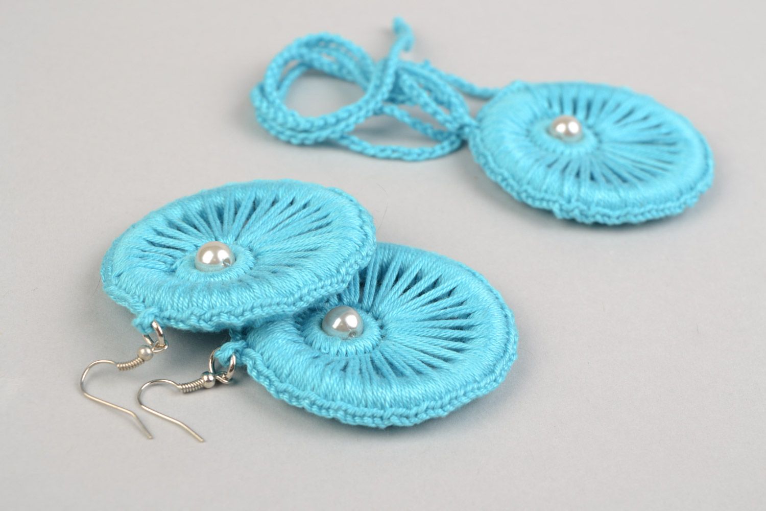 Ensemble de bijoux bleus ronds textiles faits main pour femme 2 pièces photo 3