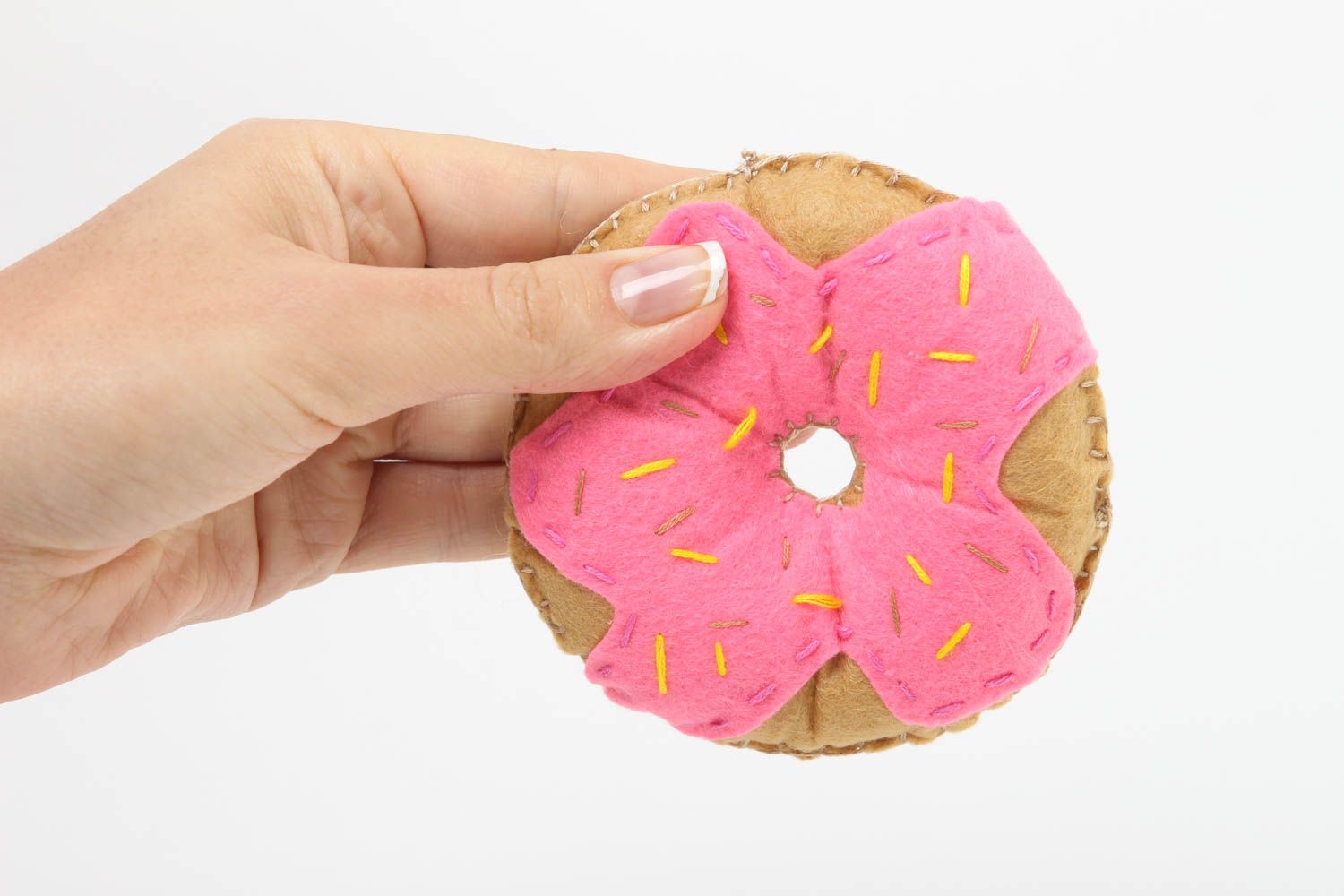 Peluche donut rose faite main Doudou en feutrine original Cadeau pour enfant photo 5