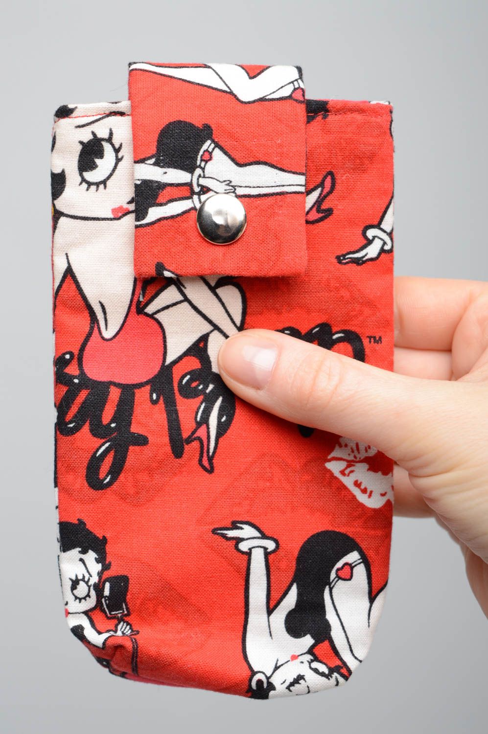 Housse pour téléphone faite main en tissu cotonnier avec dessin amusant rouge photo 2