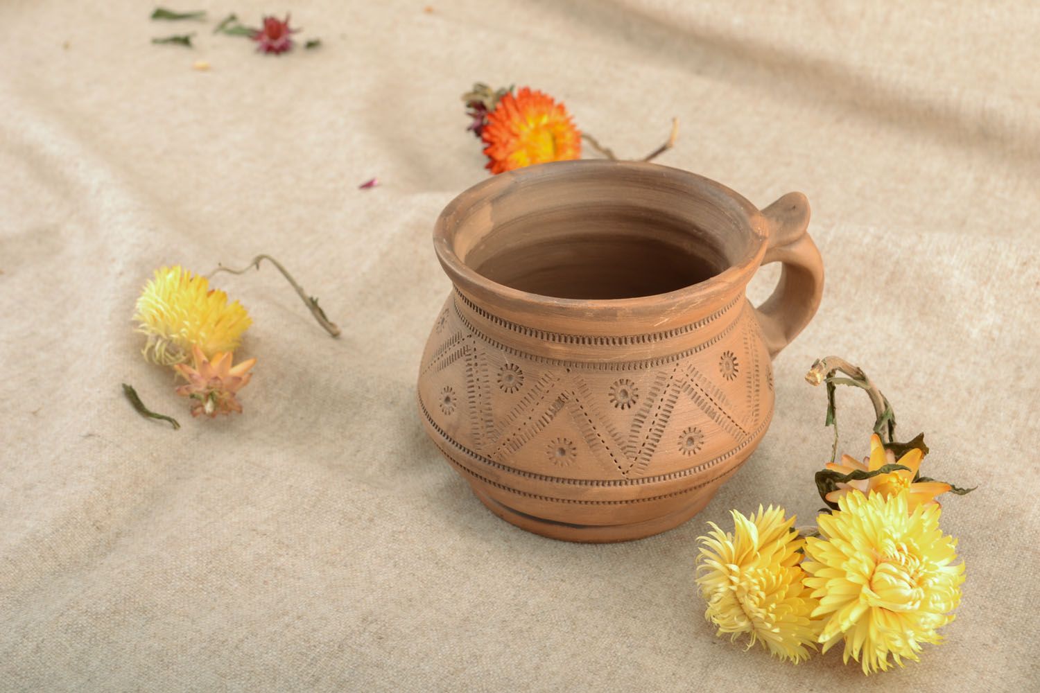 5 oz medium size clay cup coffee in brown color with handle and geometrical pattern photo 5
