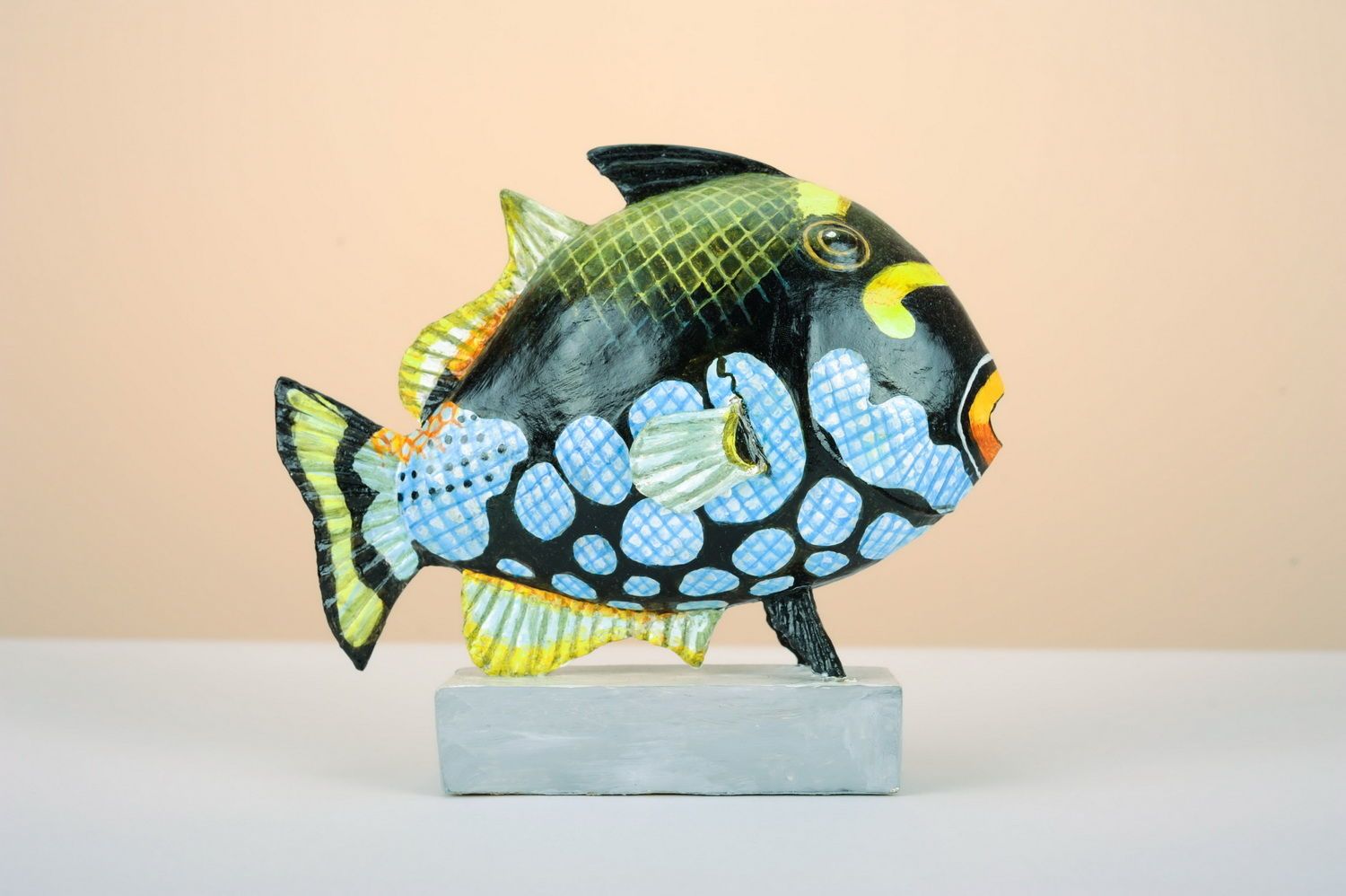 Statuette Fish photo 1