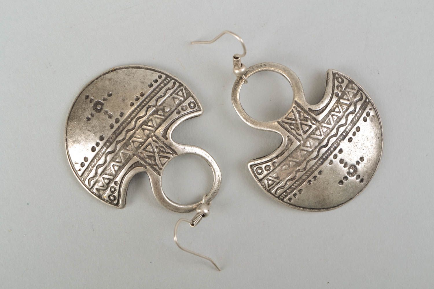 Boucles d'oreilles métalliques faites main originales galvanisées Voile photo 4