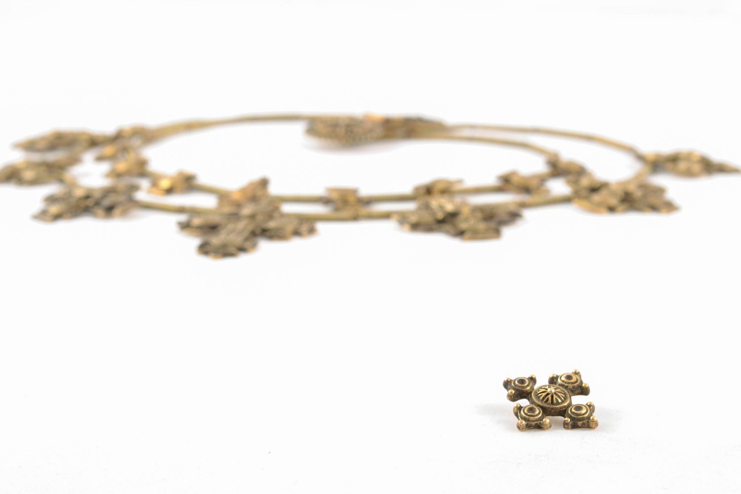 Zgard amuleto fatto a mano a forma di croce di bronza accessorio originale  foto 5