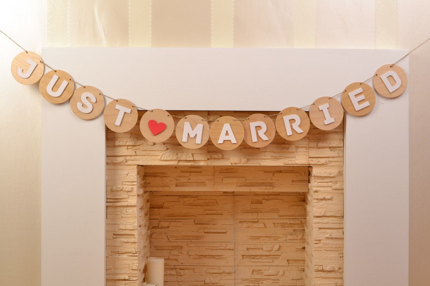 Handmade long wedding letter garland Just Married for photo shoot photo 1