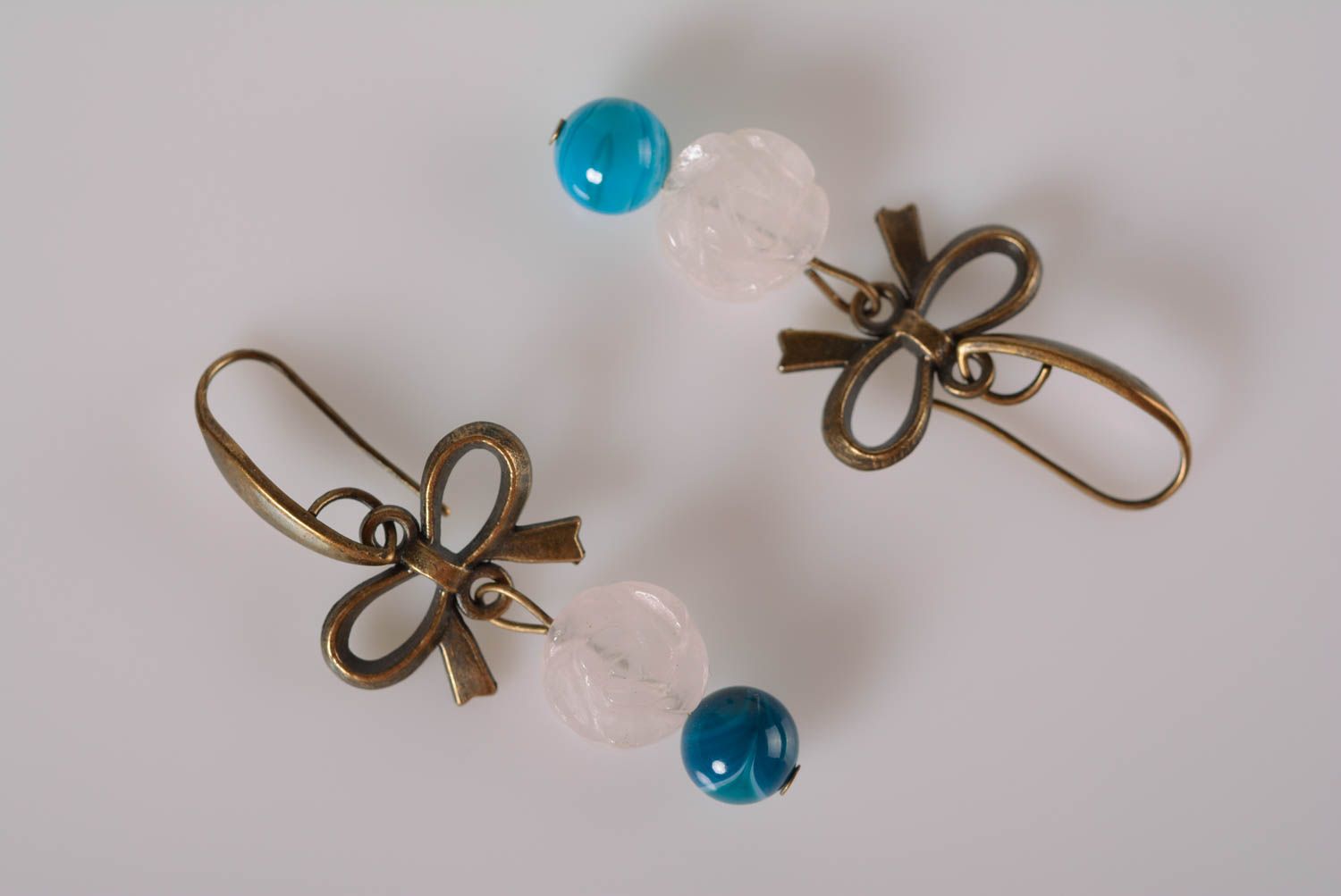Boucles d'oreilles pendantes Bijou fait main agate et quartz Cadeau pour femme photo 3
