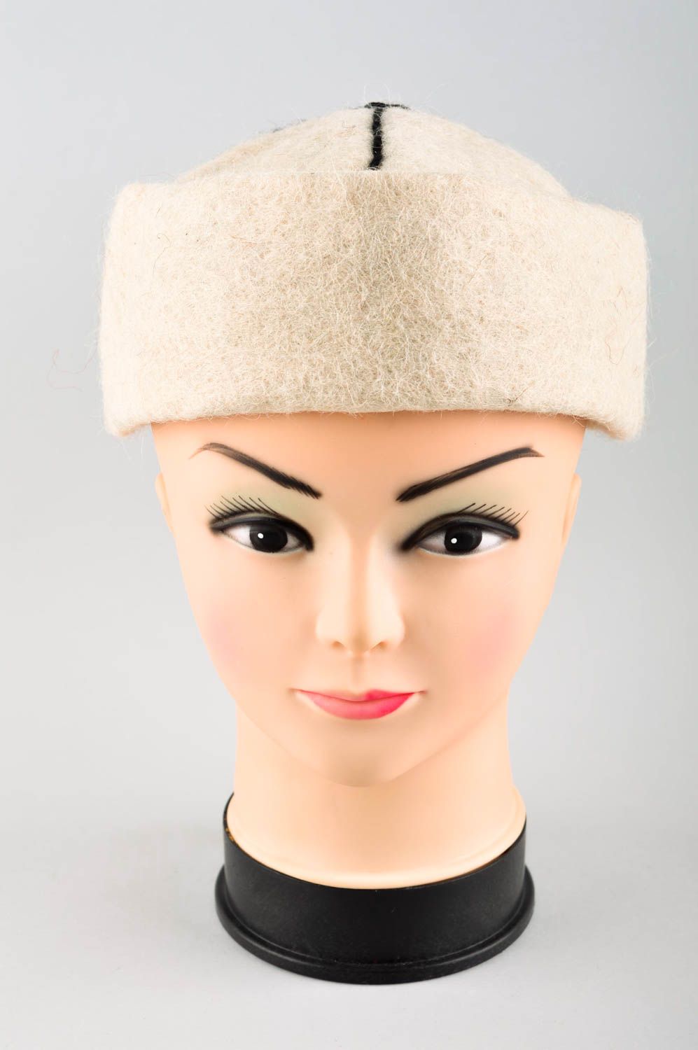 Mütze für Männer handgemachte Mütze aus Wolle modisches Accessoire für Männer foto 2
