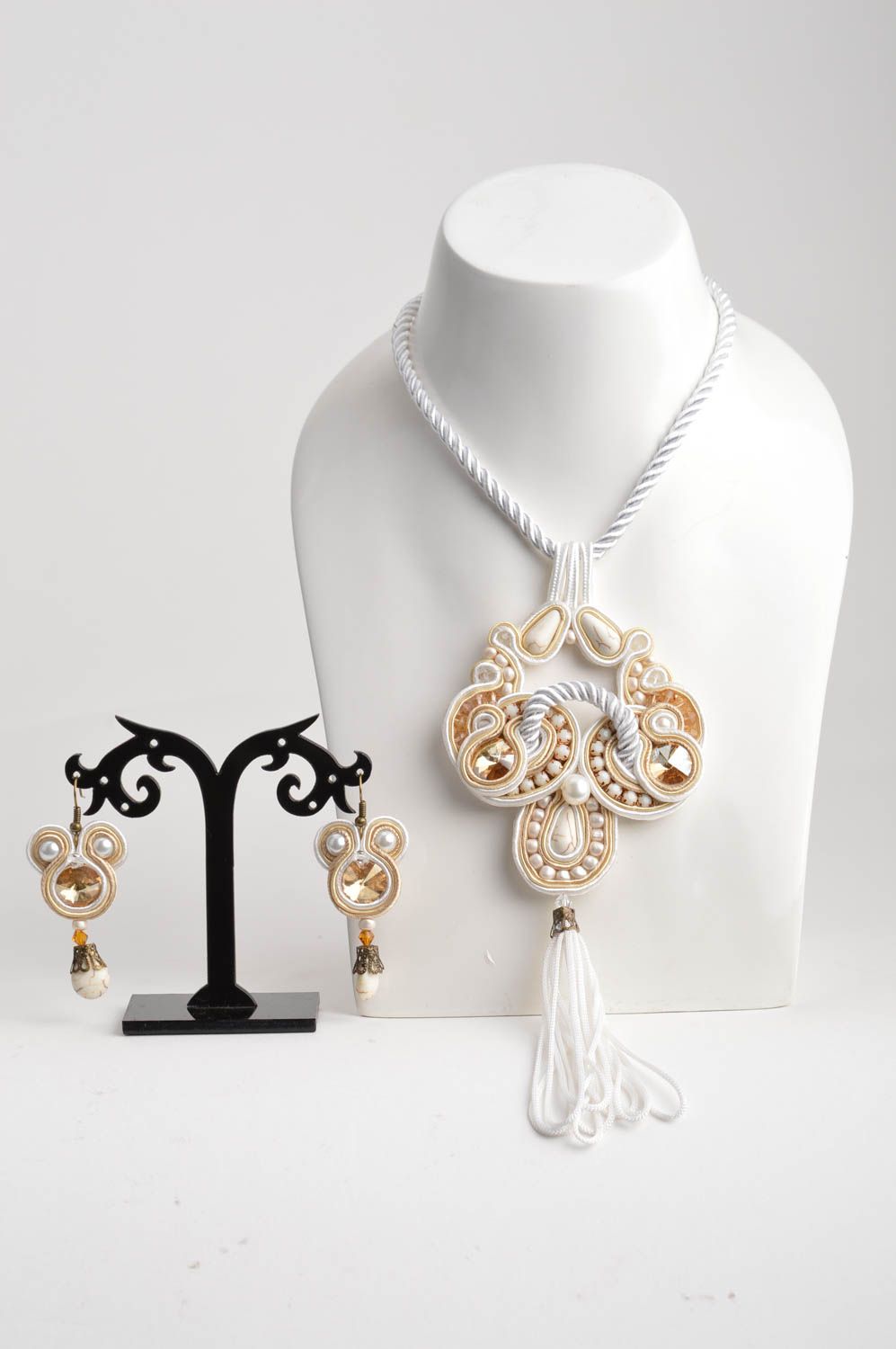Beautiful handmade soutache jewelry set textile earrings and pendant with beads photo 2