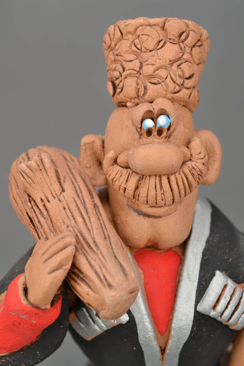 Figurine en argile Cosaque avec gourdin  photo 4